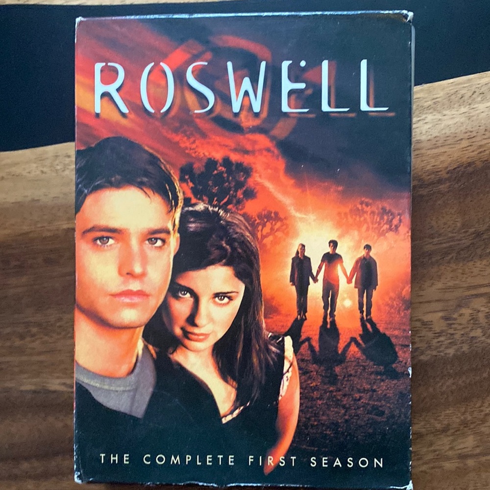 Roswell the complete first season
